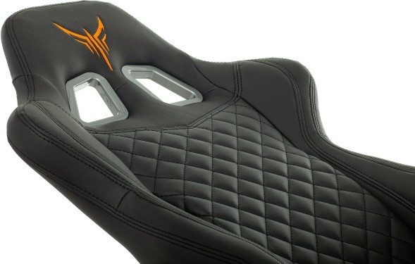 Кресло игровое Knight ARMOR