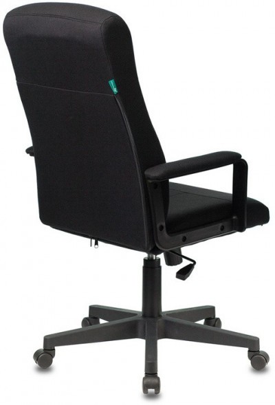 Кресло руководителя Бюрократ DOMINUS