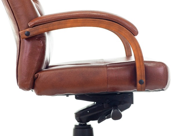 Кресло руководителя Бюрократ T-9928WALNUT 
