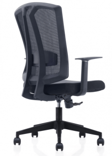 Кресло офисное Iron LB